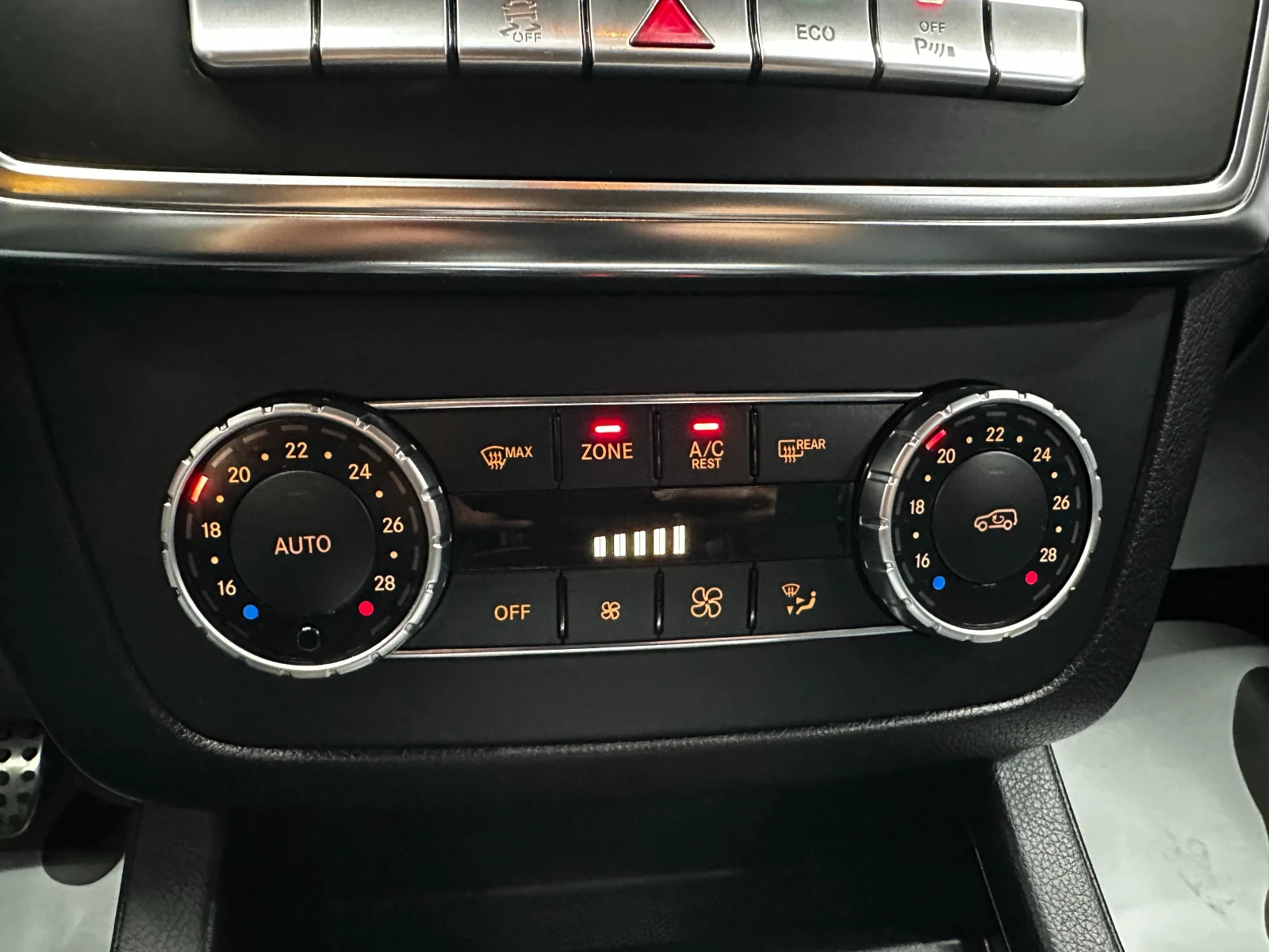 Mercedes-Benz ML 250 2.2d 204 к.с./4matic, снимка 11 - Автомобили и джипове - 56311695