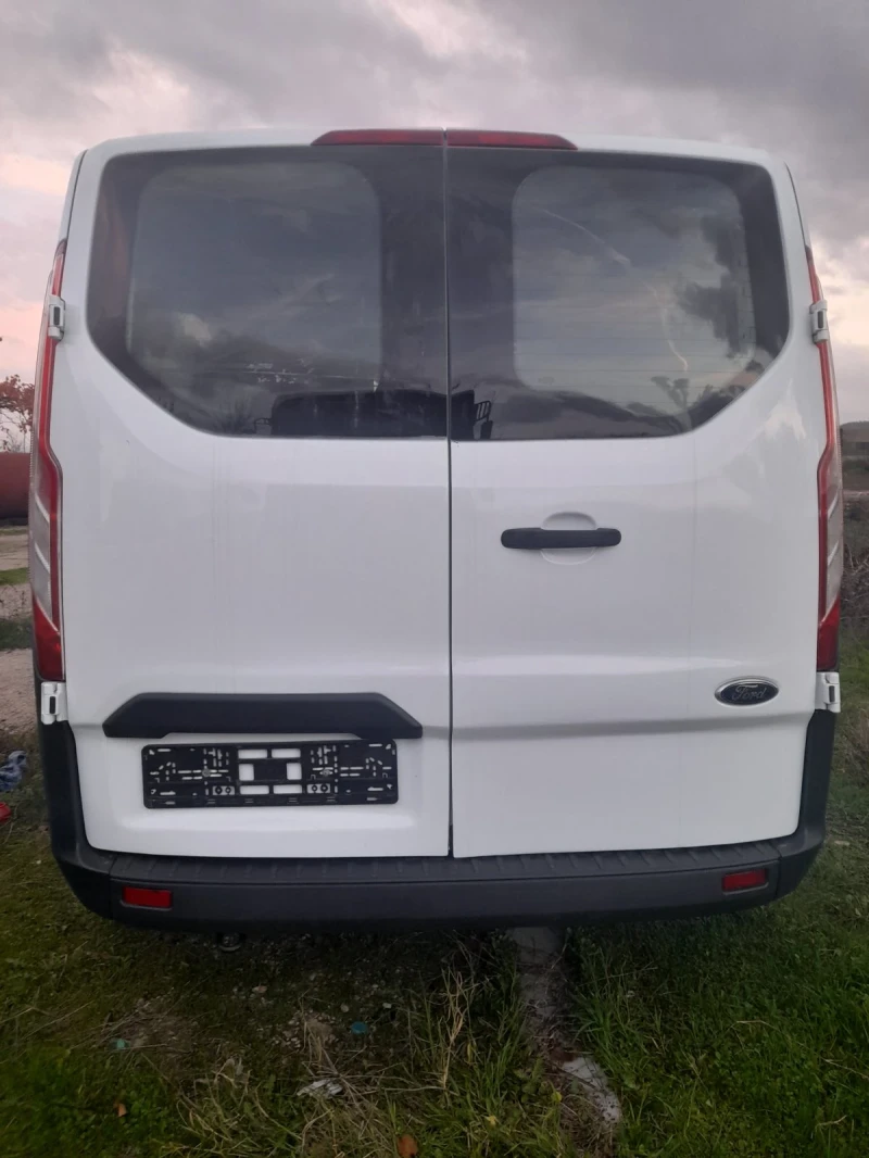 Ford Transit Custom, снимка 2 - Бусове и автобуси - 52361708