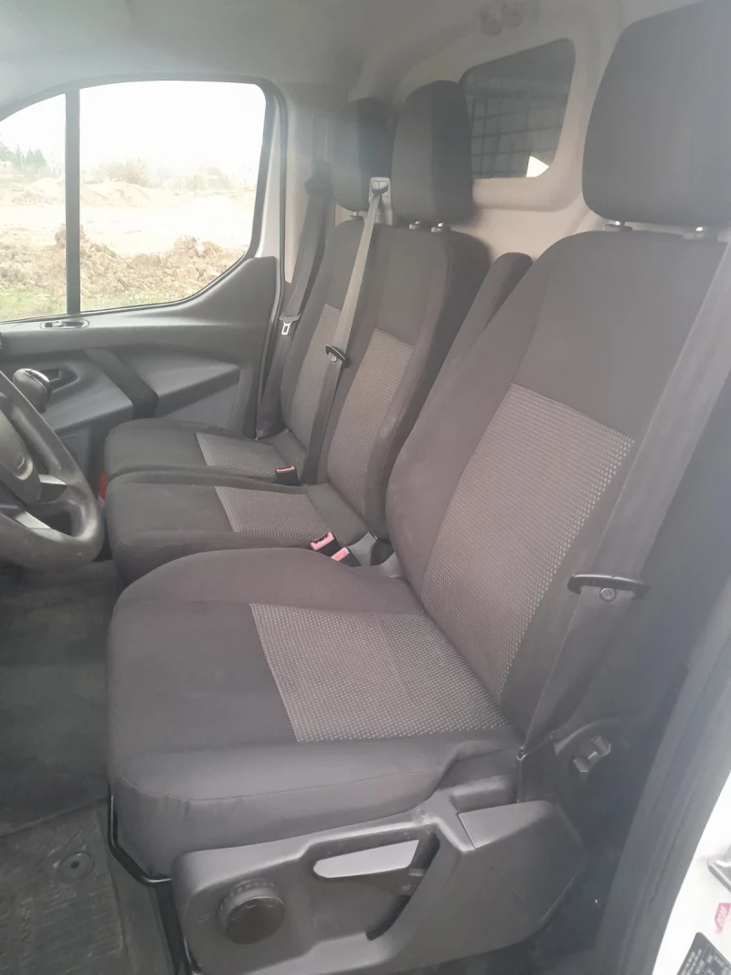 Ford Transit Custom, снимка 8 - Бусове и автобуси - 52361708