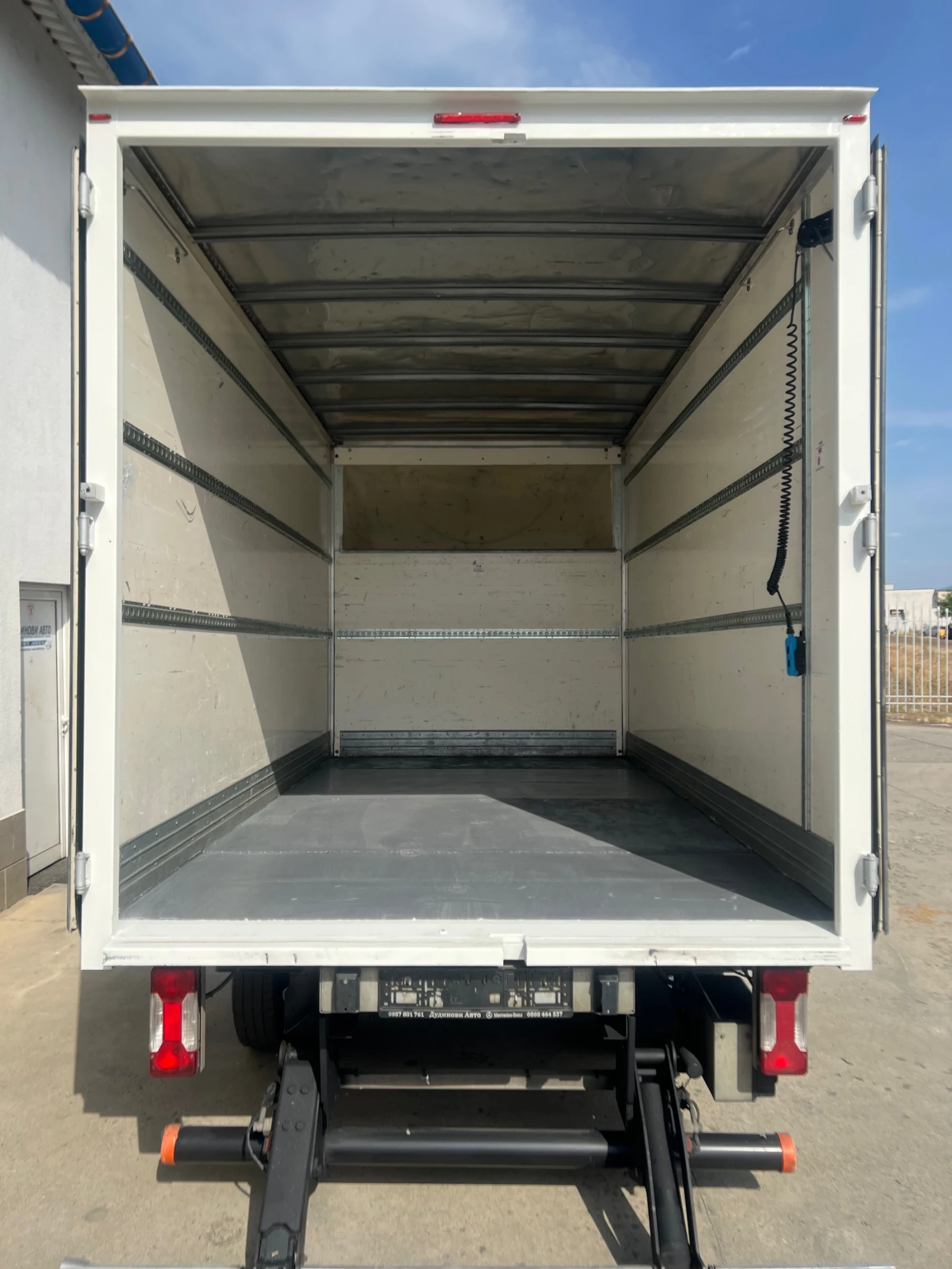 Iveco Daily 35c16 /Б кат./ Двоен пакет ресори / Климатроник /  - изображение 9