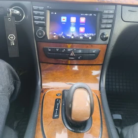 Mercedes-Benz E 220 Седан, снимка 13