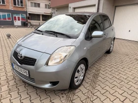 Toyota Yaris Автоматик , снимка 1