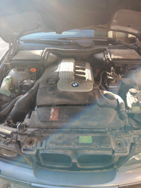 BMW 530 Комби, снимка 16