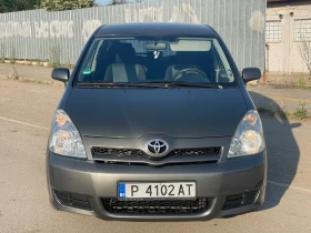     Toyota Corolla verso 2.2D4D 136.. 100%  , 