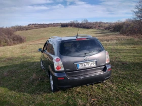 Toyota Corolla verso, снимка 4