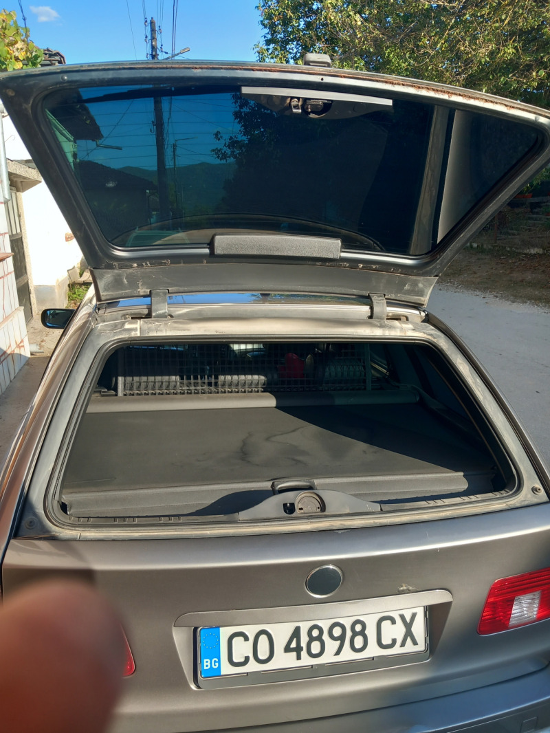 BMW 530 Комби, снимка 9 - Автомобили и джипове - 45496832