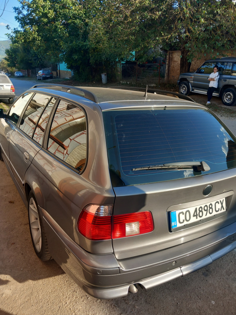BMW 530 Комби, снимка 8 - Автомобили и джипове - 45496832