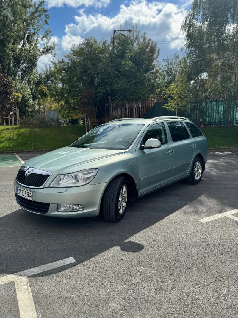 Skoda Octavia 1.6 TDI НОВ ВНОС, снимка 3 - Автомобили и джипове - 47483828