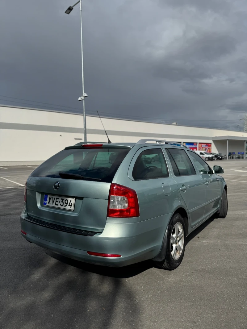 Skoda Octavia 1.6 TDI НОВ ВНОС, снимка 7 - Автомобили и джипове - 47483828