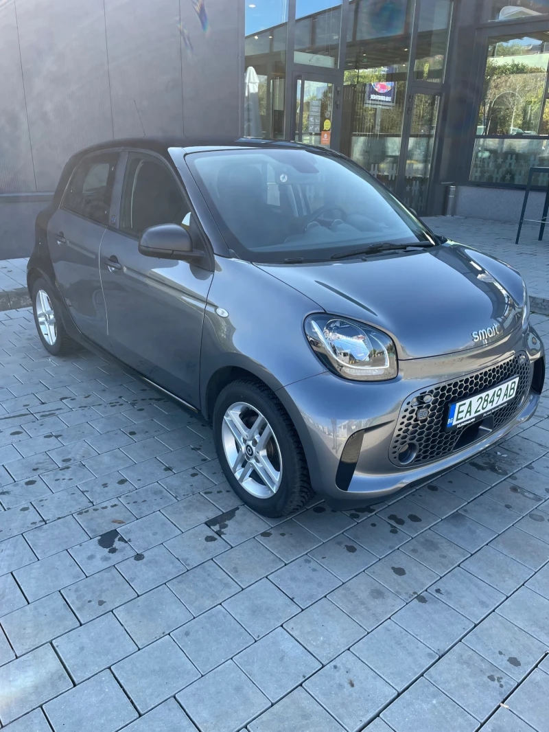 Smart Forfour EQ, снимка 2 - Автомобили и джипове - 47492644