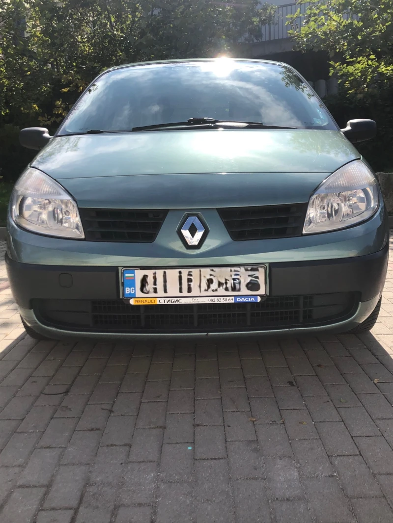 Renault Scenic, снимка 6 - Автомобили и джипове - 47578539