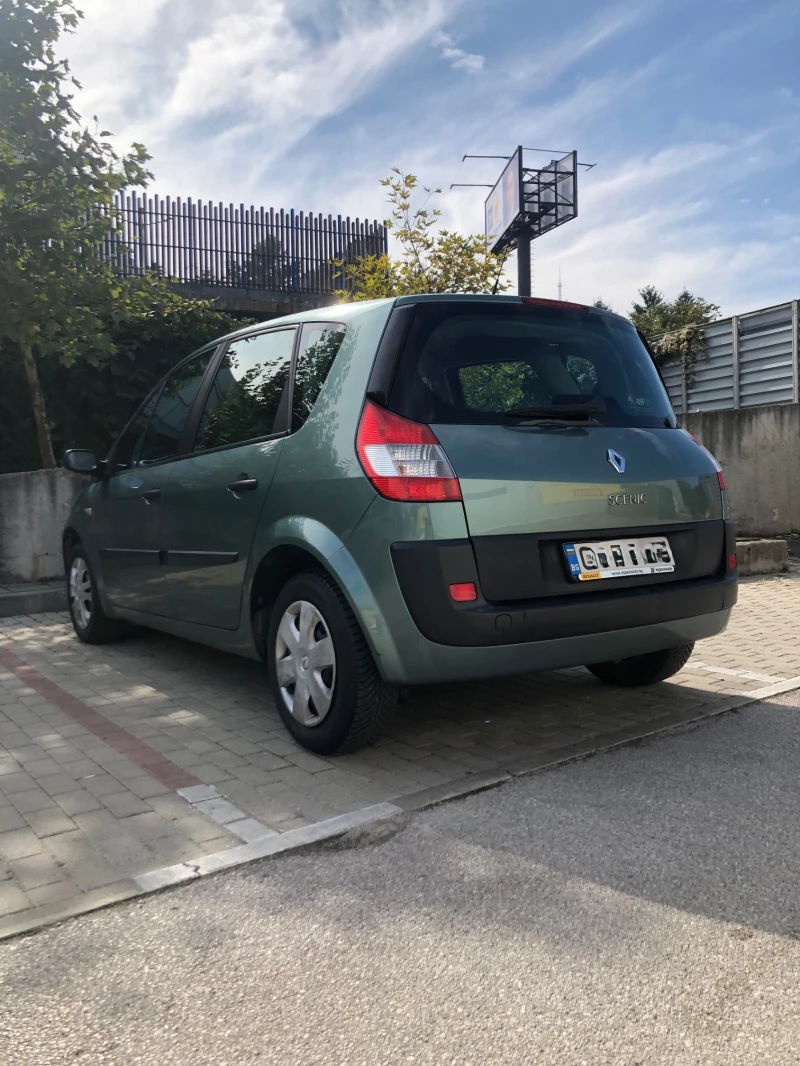 Renault Scenic, снимка 4 - Автомобили и джипове - 47578539