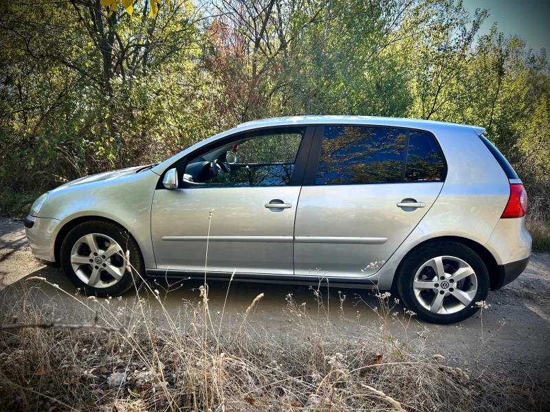 VW Golf Golf 5 1.4 75к.с 2004г, снимка 4 - Автомобили и джипове - 48271442