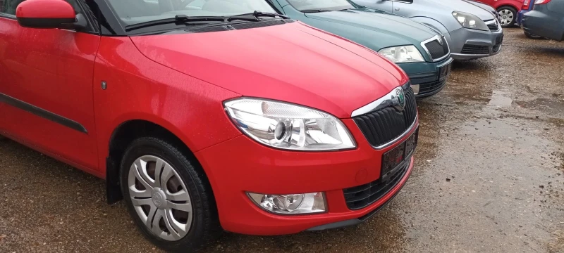 Skoda Fabia ФЕЙСЛИФТ!!! 1.2 бензин 85 к.с., снимка 1 - Автомобили и джипове - 48839899