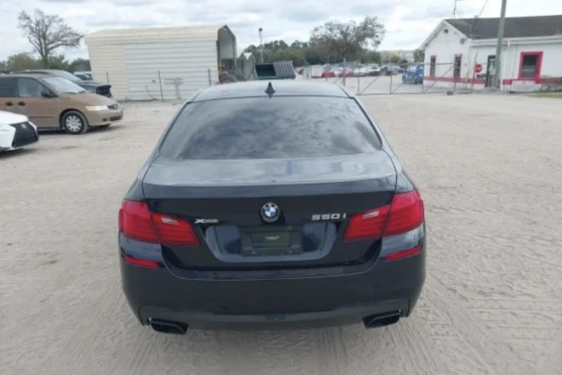 BMW 550, снимка 8 - Автомобили и джипове - 49576543