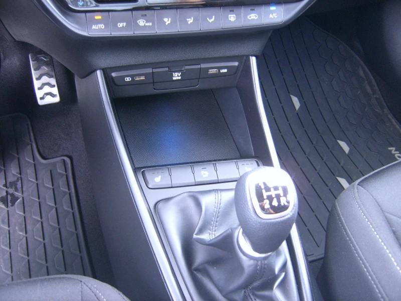 Hyundai Bayon 1, 2i    лизинг, снимка 10 - Автомобили и джипове - 50433008