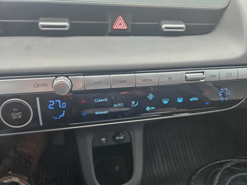 Hyundai Ioniq 5 AWD, снимка 12 - Автомобили и джипове - 51474048