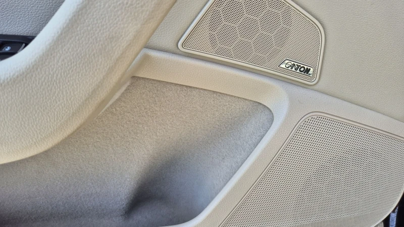 Skoda Superb 2.0 TDI, снимка 15 - Автомобили и джипове - 51910591