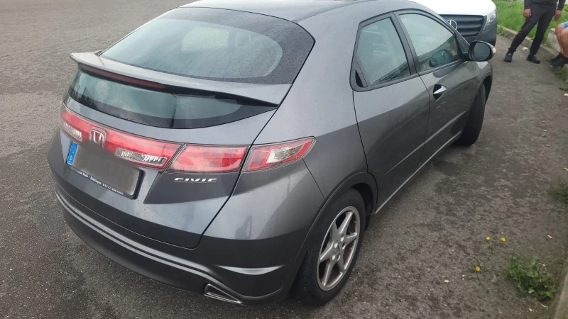 Honda Civic 1.4 I-VTEC, снимка 3 - Автомобили и джипове - 52146879