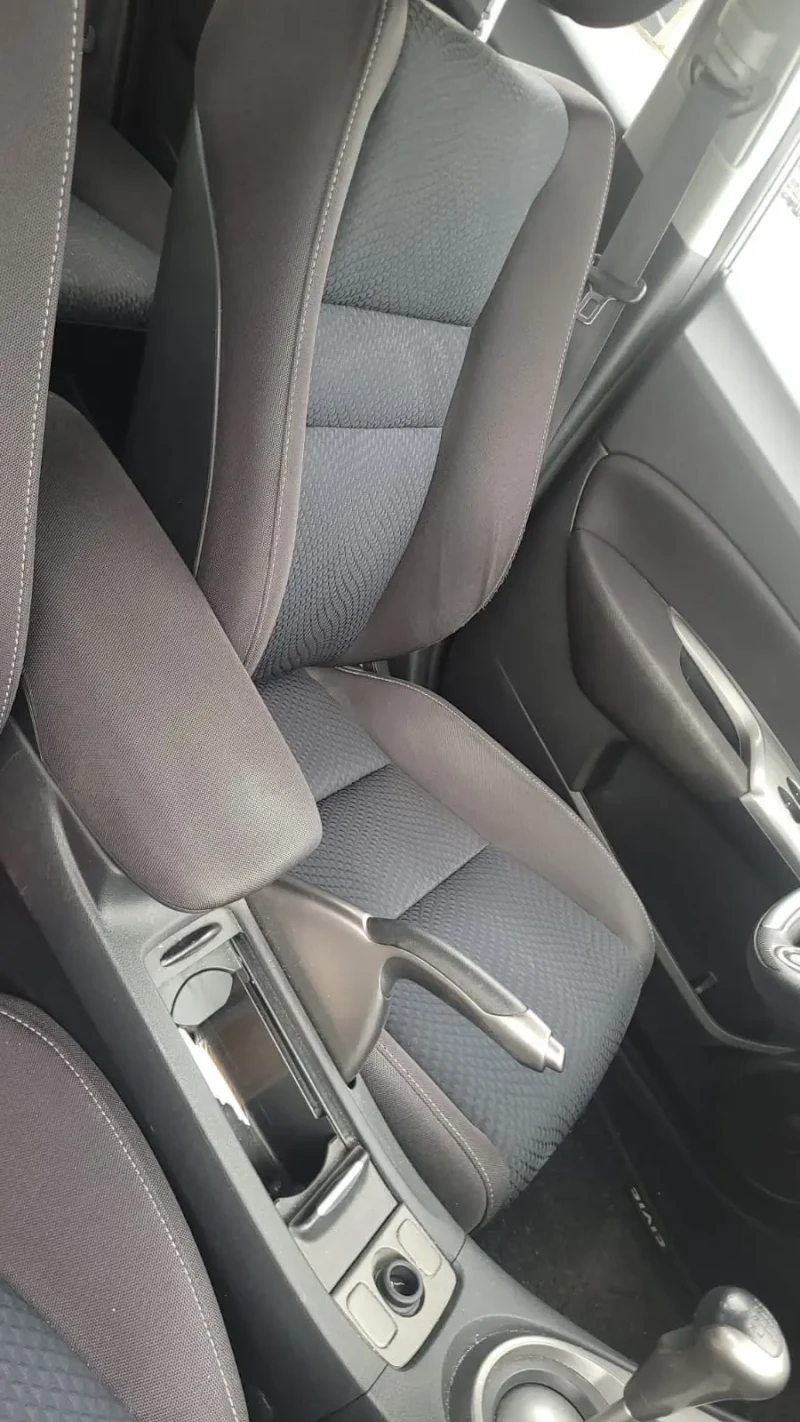 Honda Civic 1.4 I-VTEC, снимка 9 - Автомобили и джипове - 52146879