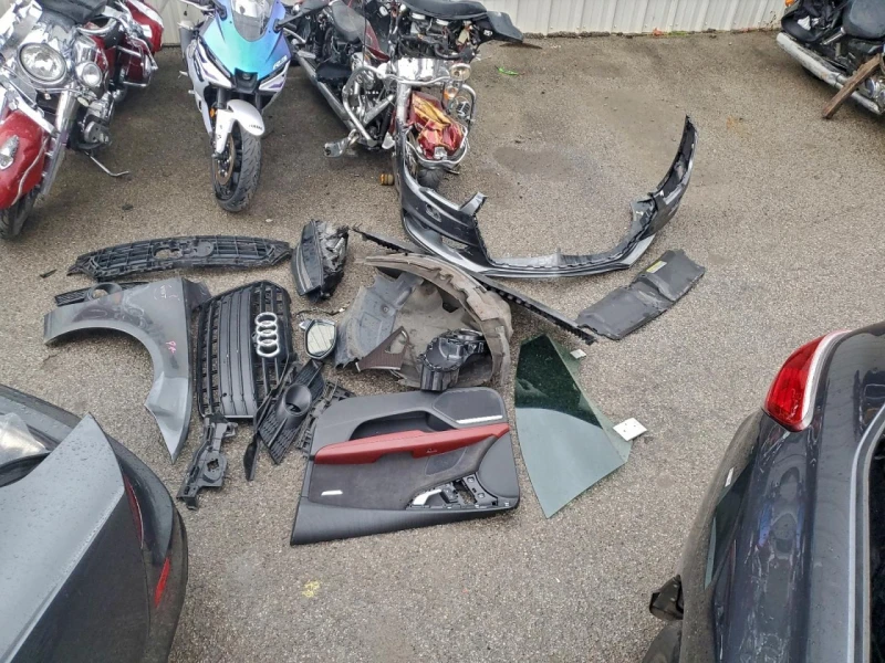 Audi S7 4.0 TFSI V8 Biturbo / Quattro / Bang & Olufsen, снимка 12 - Автомобили и джипове - 52670488