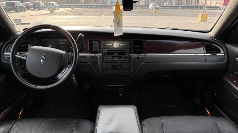 Lincoln Town car Executive L, ГАЗОВ ИНЖЕКЦИОН, снимка 8 - Автомобили и джипове - 53018962