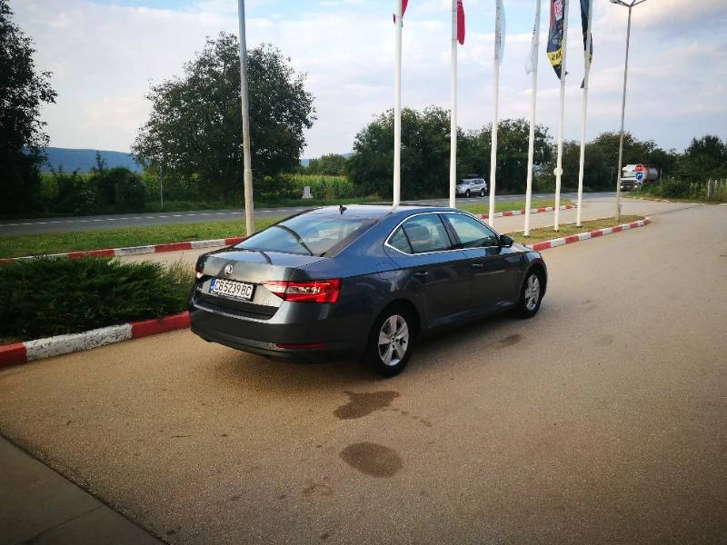 Skoda Superb  Еуратек . Бизнес оборудване. , снимка 5 - Автомобили и джипове - 41535356