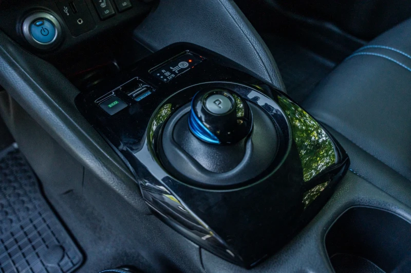 Nissan Leaf 2 40kW - 24799 лв. - 79162790 | Car24.bg