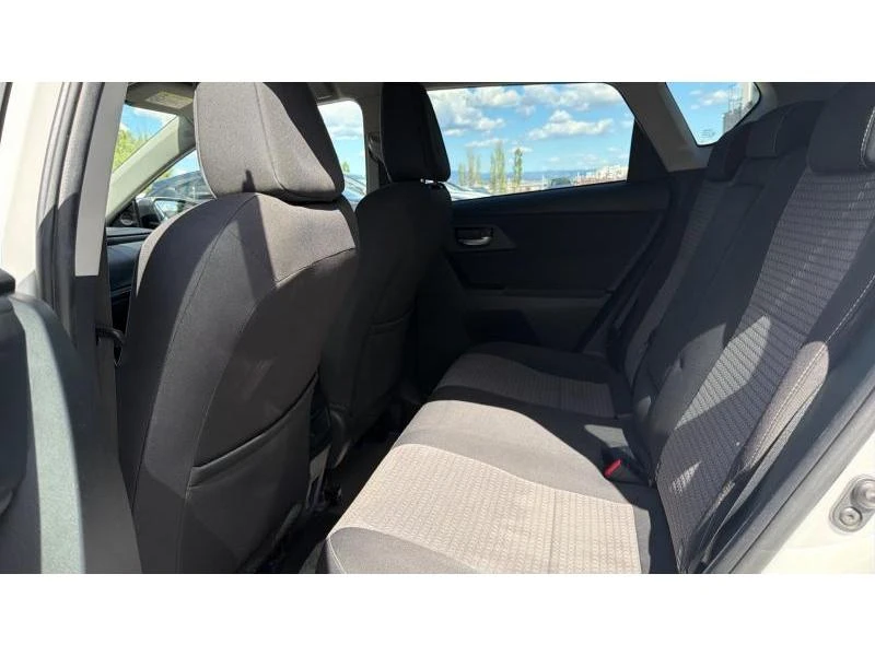 Toyota Auris 1.8HSD EDITION-S+ , снимка 11 - Автомобили и джипове - 56069938
