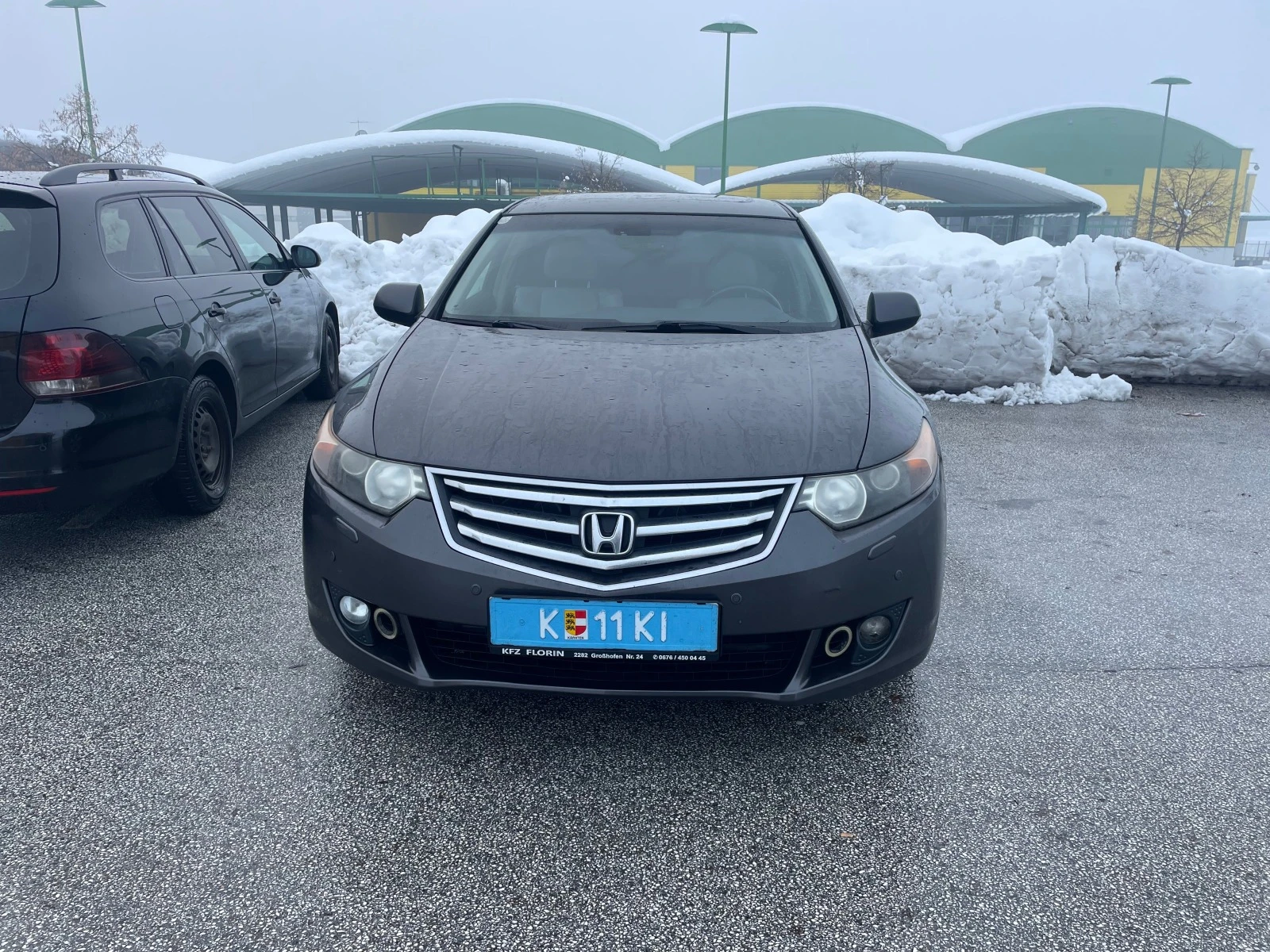 Honda Accord 2.2i-DTEC/Автоматик/Кожен салон/Навигация/Камера/ - изображение 2