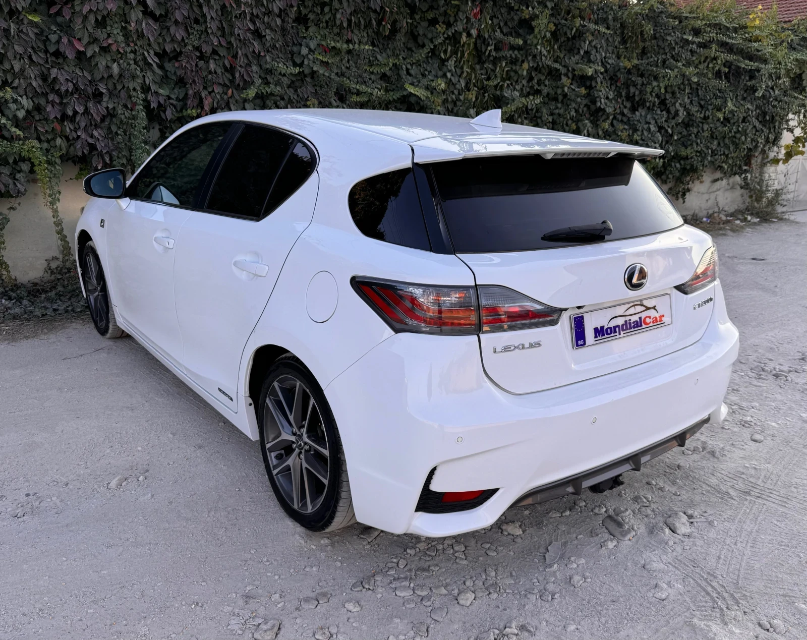 Lexus CT 200h 1.8 136 F-SPORT - изображение 6