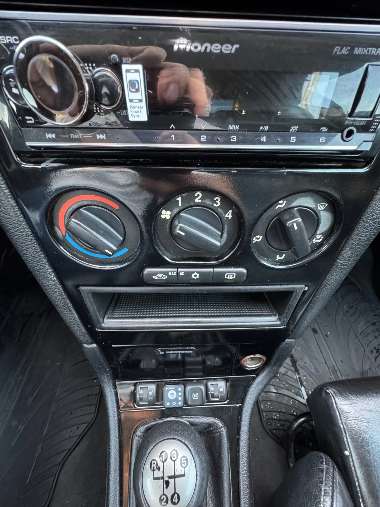 Opel Astra Bertone Edition 1.8 Газ/Бензин - изображение 8