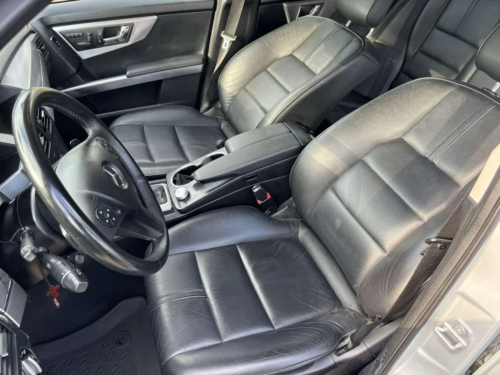 Mercedes-Benz GLK 350 - изображение 4