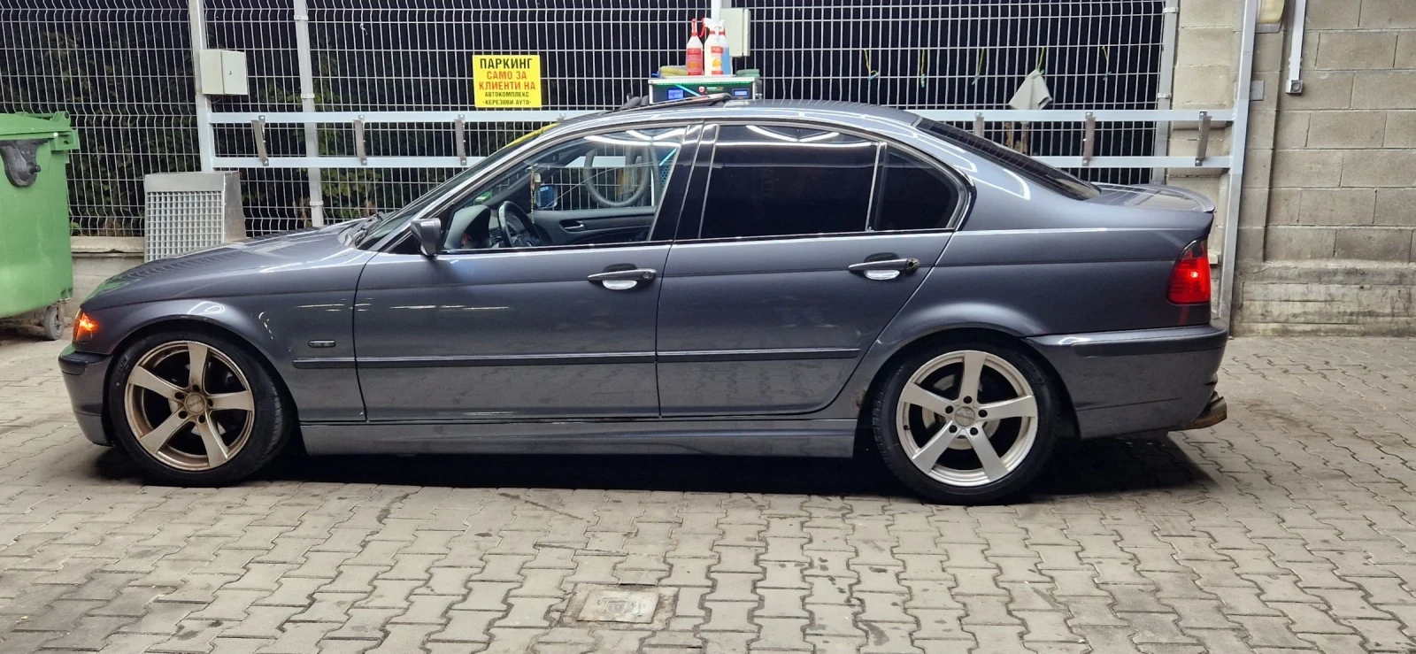 BMW 323  - изображение 3