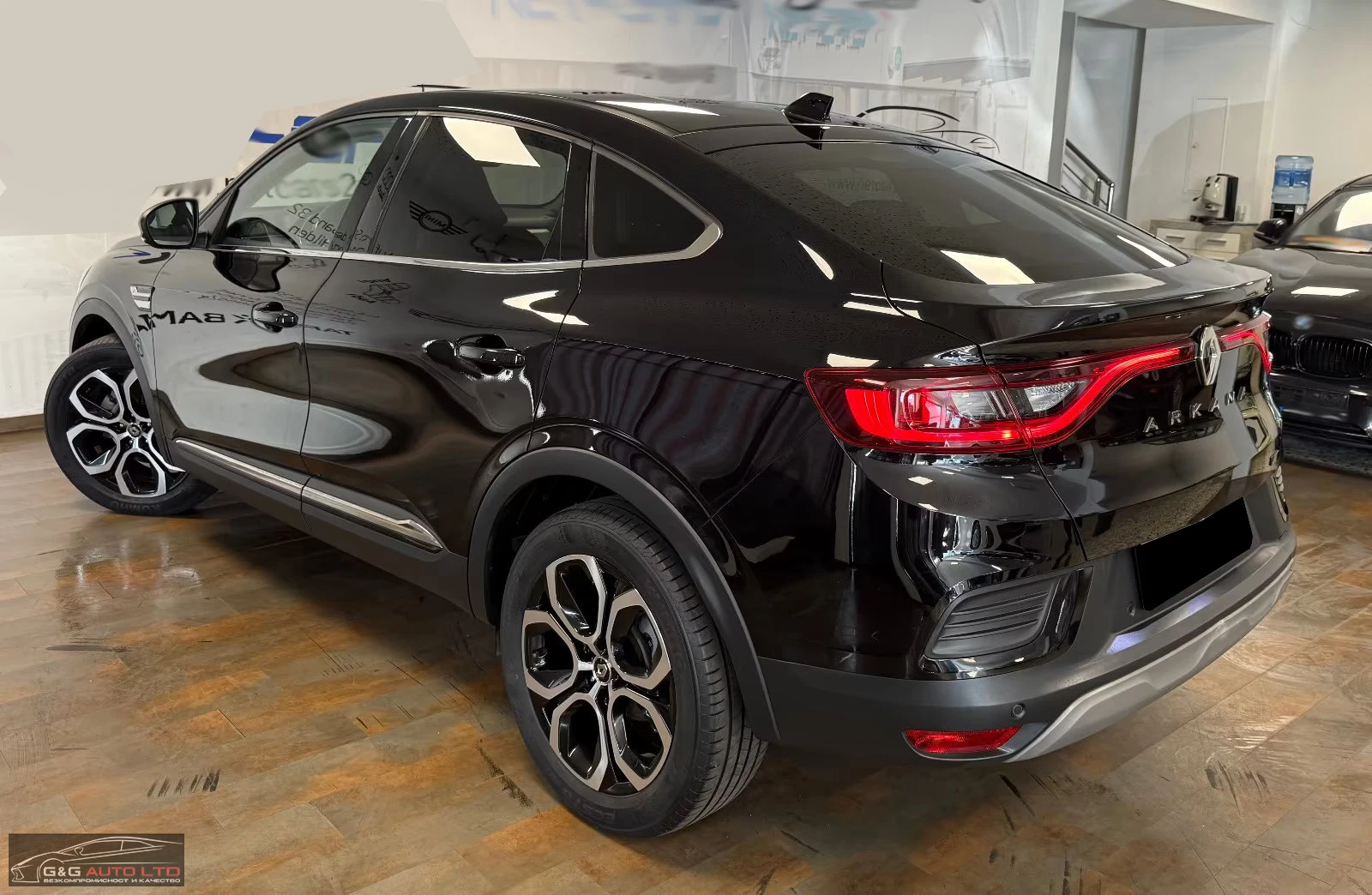 Renault Arkana E-TECH/145HP/NAVI/CAM/LED/DIGI/L.ASSIST/KLESS/578g - изображение 3
