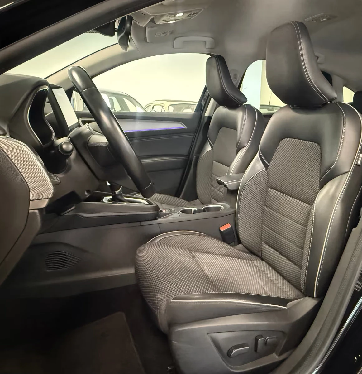 Renault Arkana E-TECH/145HP/NAVI/CAM/LED/DIGI/L.ASSIST/KLESS/578g - изображение 6