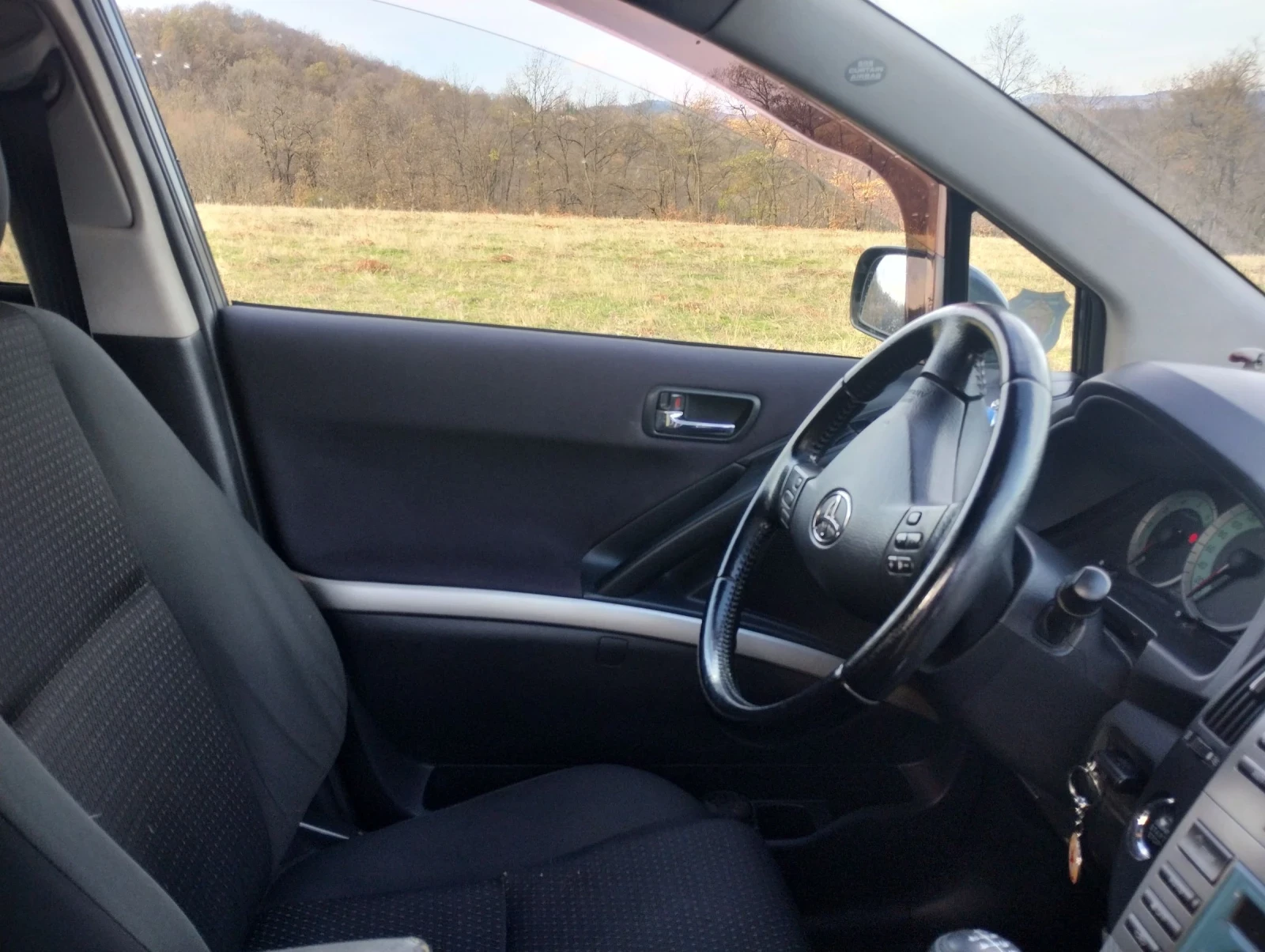 Toyota Corolla verso | Mobile.bg � ����������� 11
