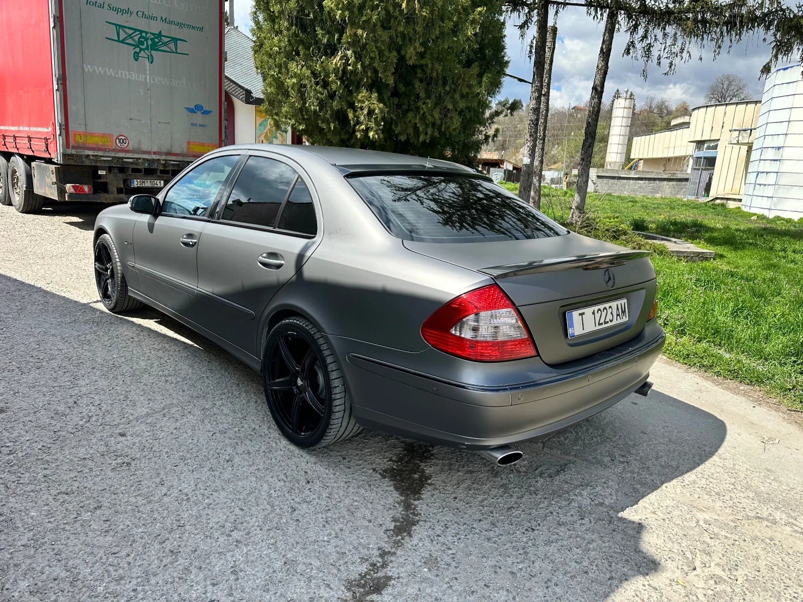 Mercedes-Benz E 320 3.2CDI, снимка 3 - Автомобили и джипове - 54141425