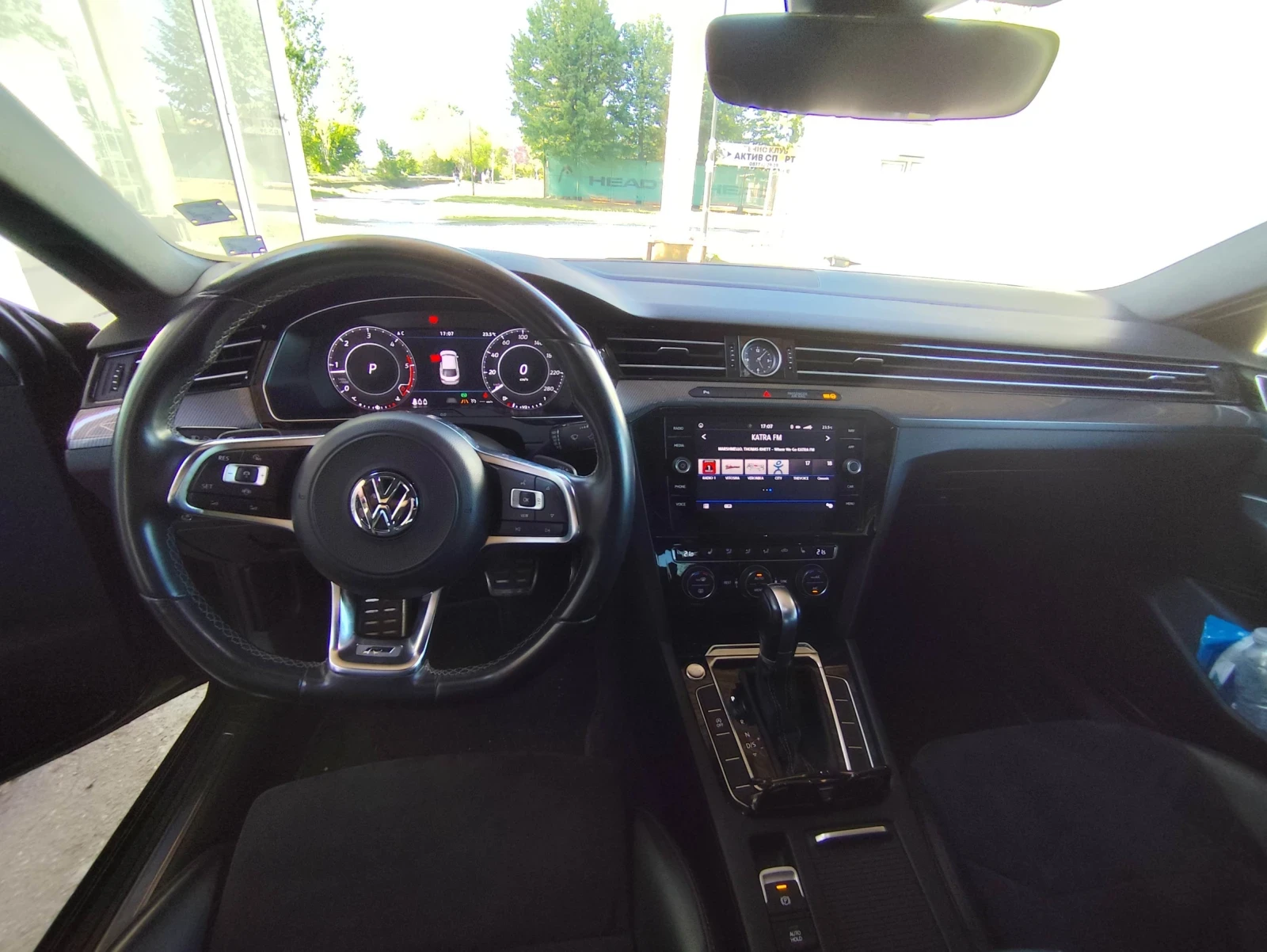 VW Arteon R-Line, снимка 13 - Автомобили и джипове - 54322646