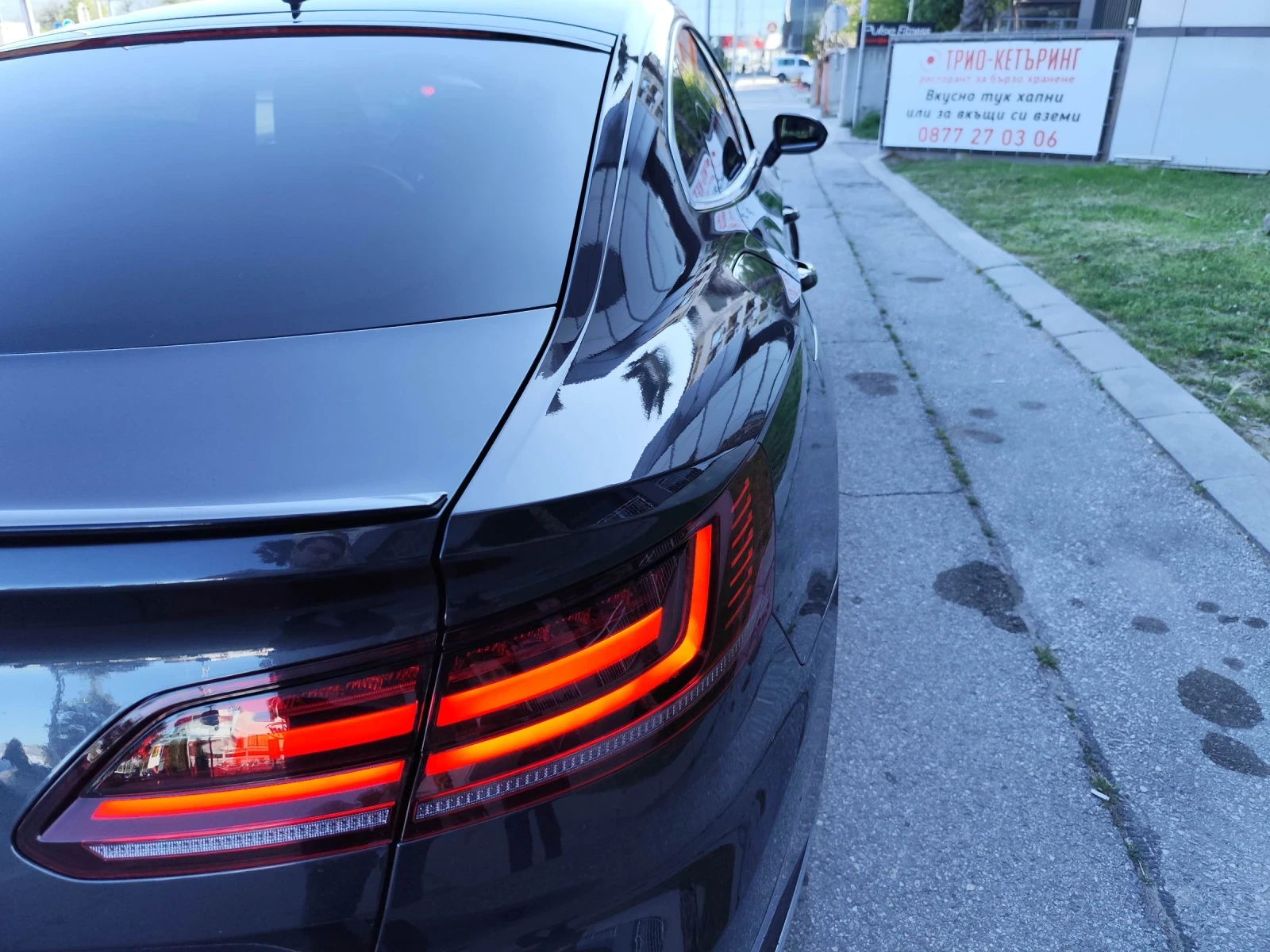 VW Arteon R-Line, снимка 9 - Автомобили и джипове - 54322646