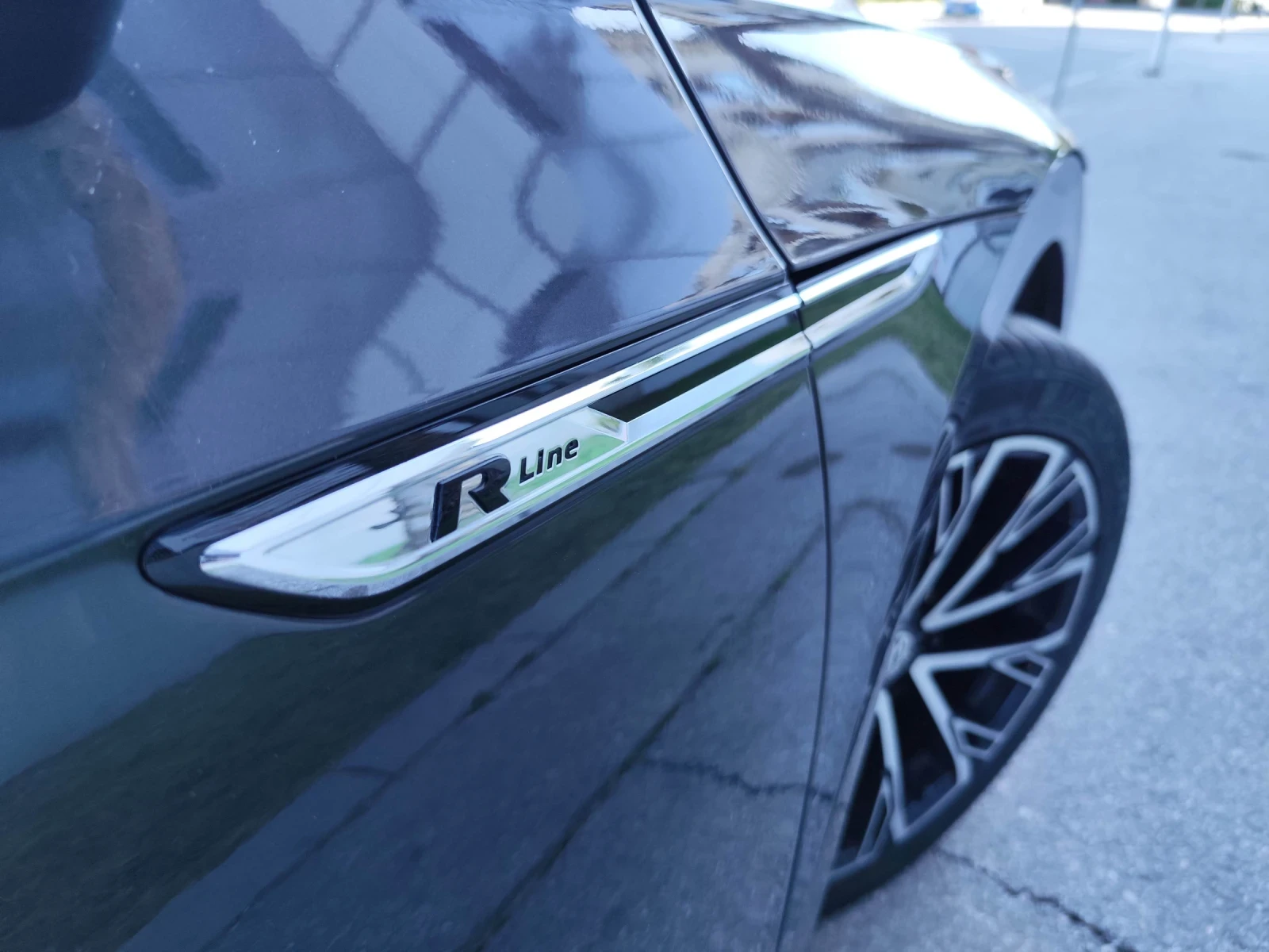 VW Arteon R-Line, снимка 10 - Автомобили и джипове - 54322646