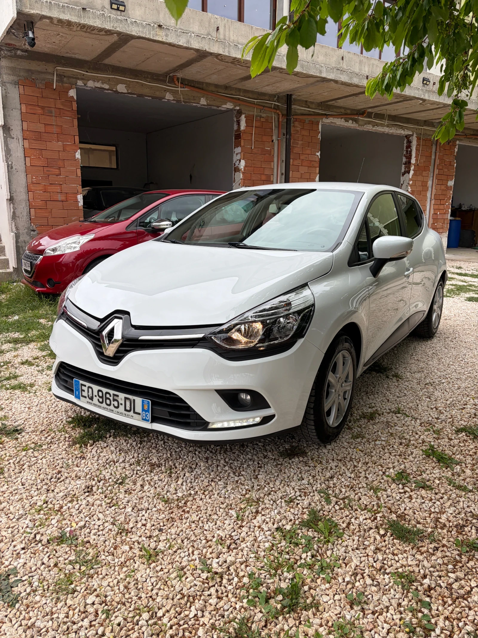 Renault Clio 1.5dci/75к/ПЕРФЕКТО СЪСТОЯНИЕ