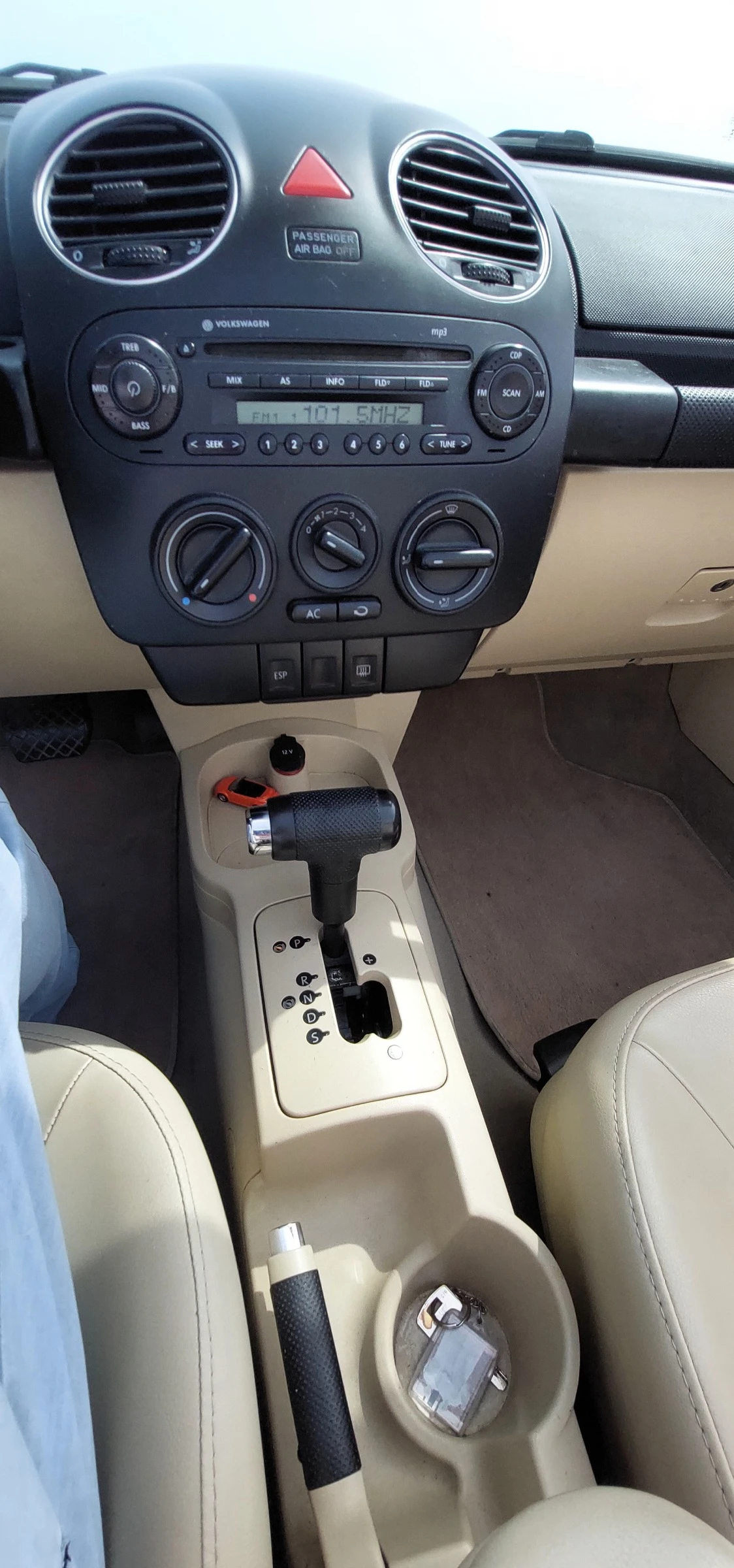 VW Beetle, снимка 3 - Автомобили и джипове - 54671866