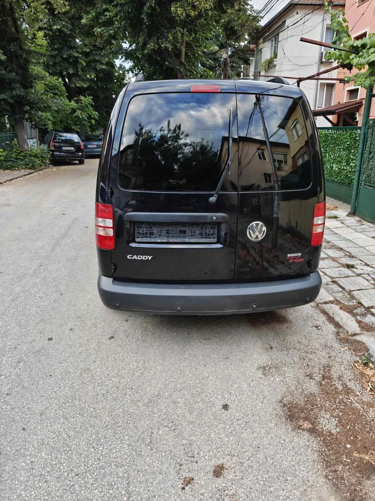 VW Caddy 2.0 Maxi 7места Ecofuel фабричен метан, снимка 6 - Автомобили и джипове - 55166087