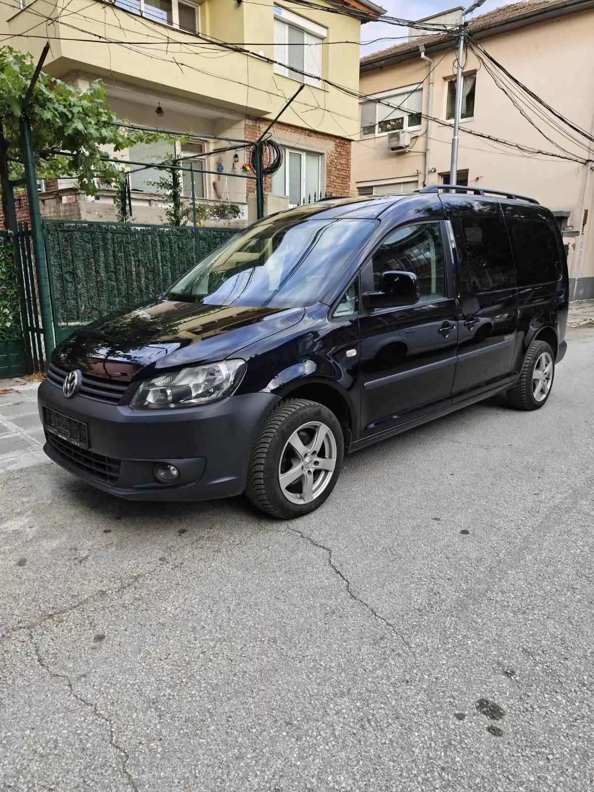 VW Caddy 2.0 Maxi 7места Ecofuel фабричен метан, снимка 9 - Автомобили и джипове - 55166087