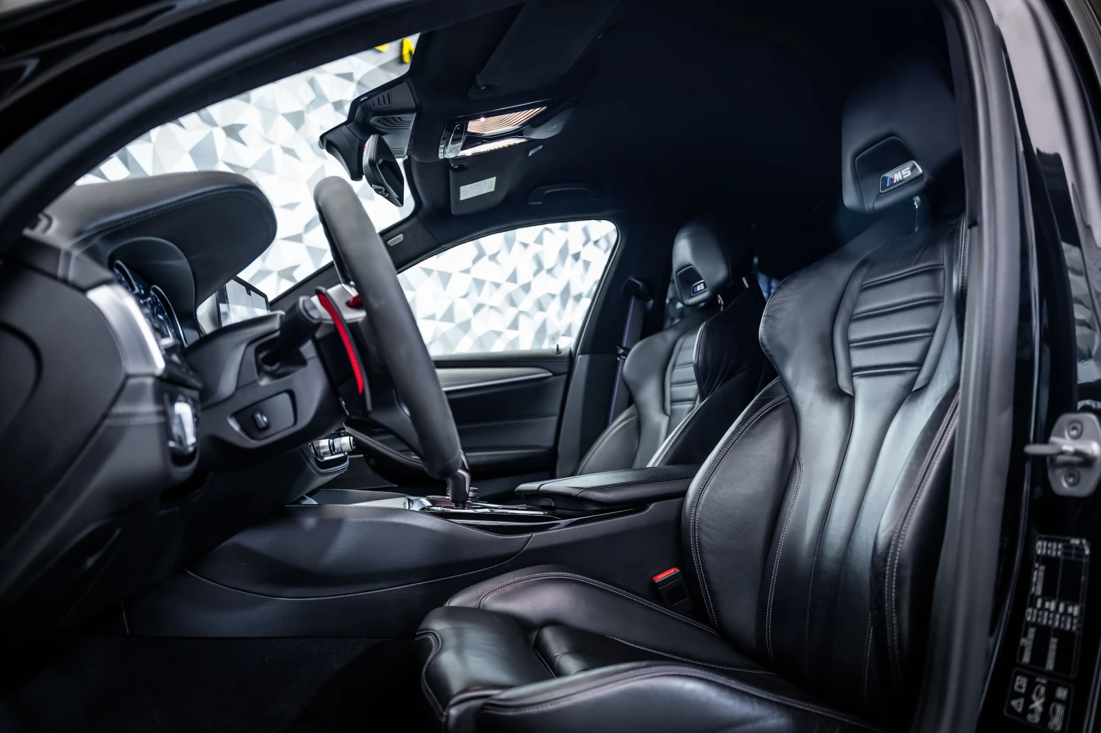 BMW M5 Competition* Carbon* H/K, снимка 12 - Автомобили и джипове - 55651684