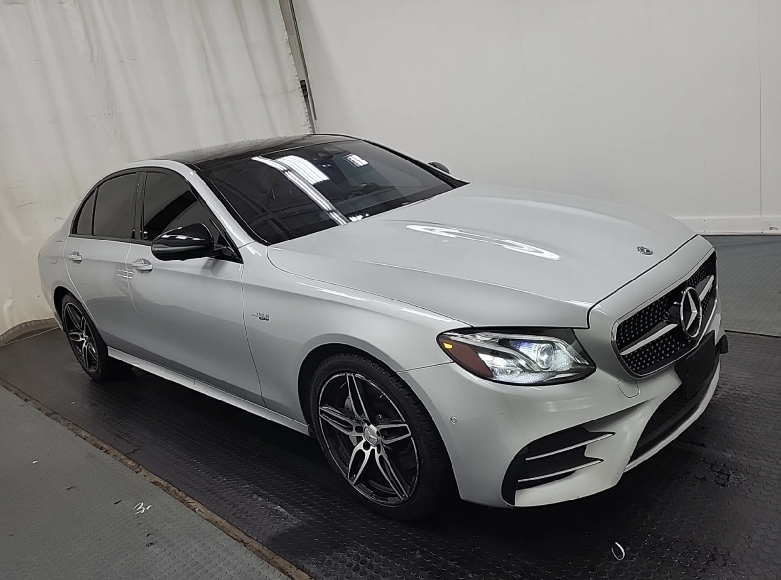 Mercedes-Benz E 53 AMG 2019 Mercedes-Benz E-CLASS AMG E 53, снимка 2 - Автомобили и джипове - 56129574