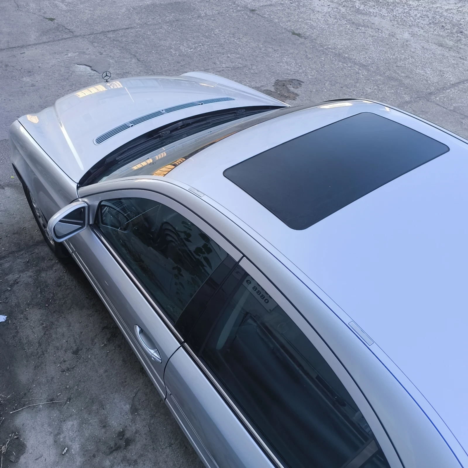 Mercedes-Benz E 220 Седан, снимка 9 - Автомобили и джипове - 56151651