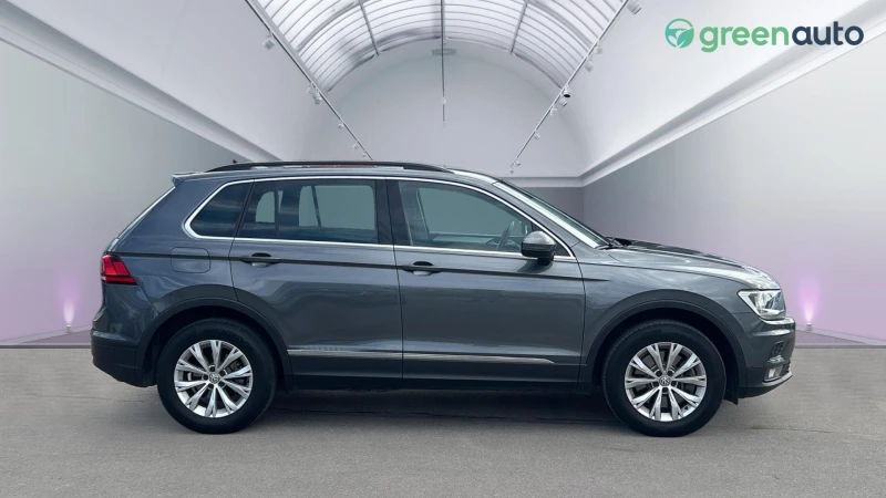 VW Tiguan 2.0 TSi 4Motion, Месечна вноска от 581 лв., снимка 4 - Автомобили и джипове - 49448724