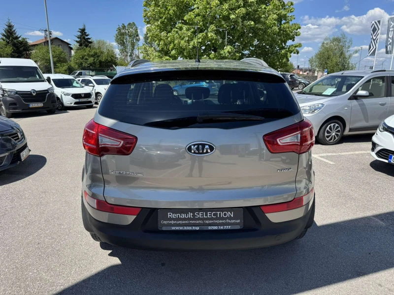 Kia Sportage 2.0CRDI, снимка 5 - Автомобили и джипове - 50096225